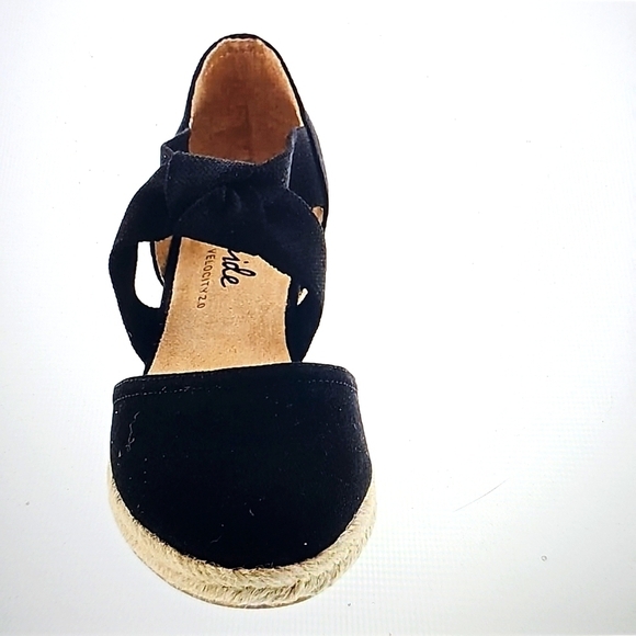 Lifestride Women's Kascade Slip On Espradrille Size 6 Black EUC - Picture 7 of 8